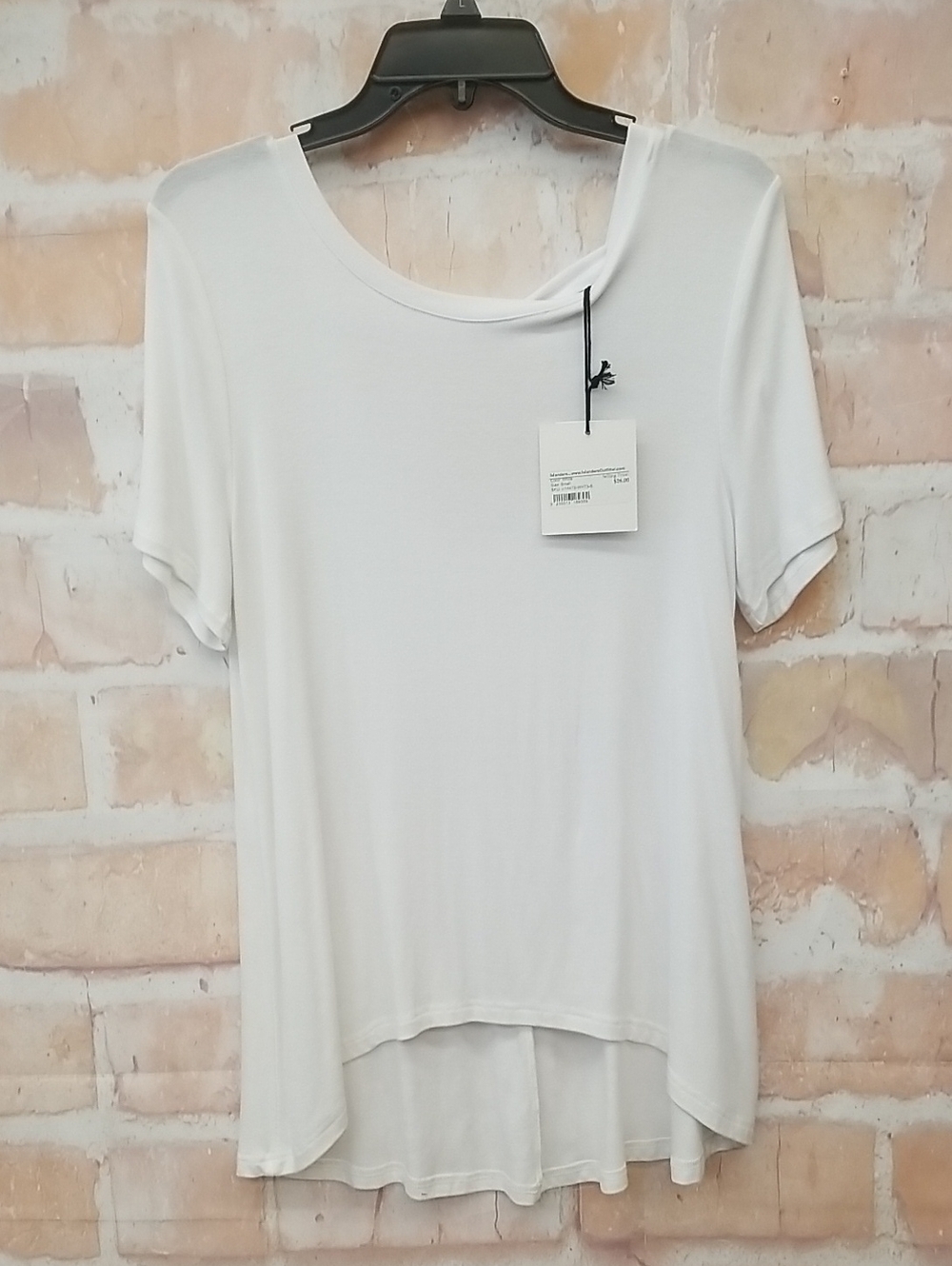Islander White Short-Sleeve High-Low Tee